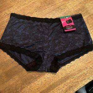 Black and blue Maidenform boyshort panty. Size Large. Never worn